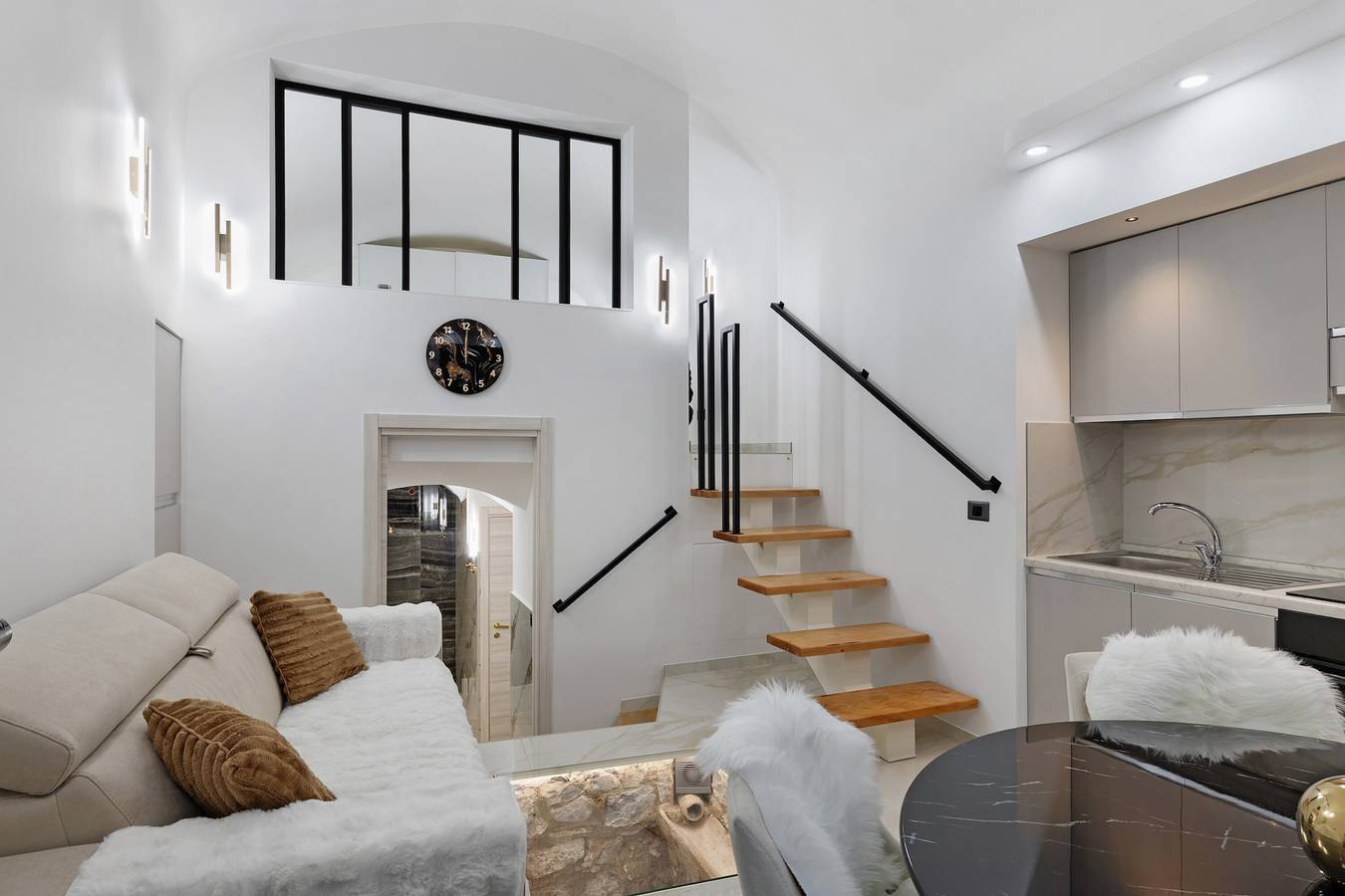 Casa Dolce Vita Deluxe: Wi-Fi e Aria Condizionata a Ventimiglia in Ventimiglia (Città), Ventimiglia