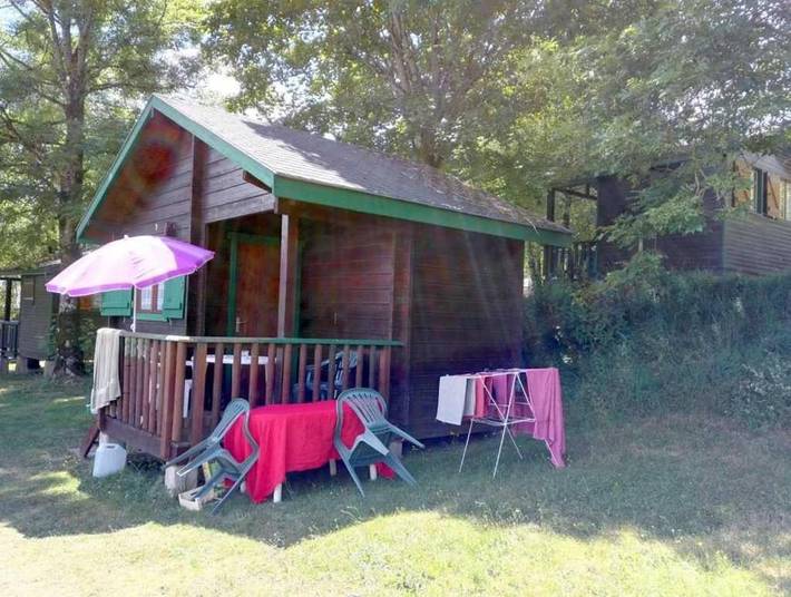 Mobil home pour 6 personnes, avec piscine, animaux acceptés à Tauves