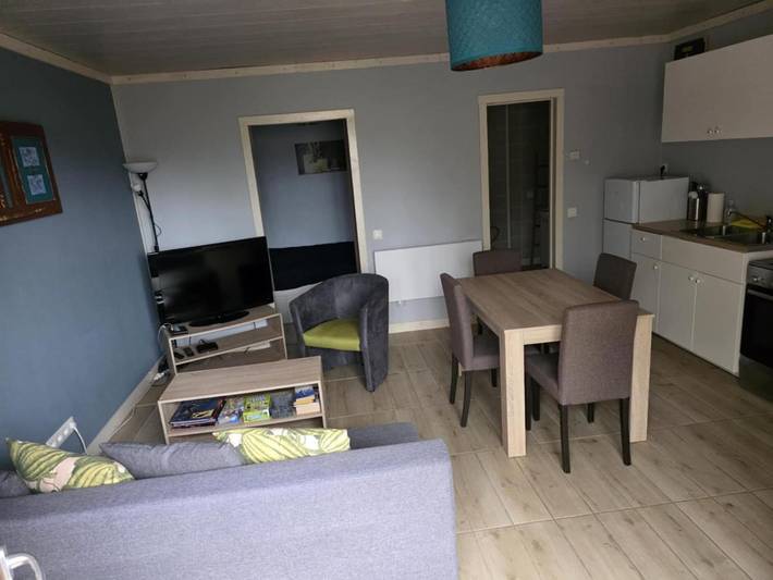 Gîte pour 4 personnes, avec terrasse et vue, animaux acceptés dans Membre