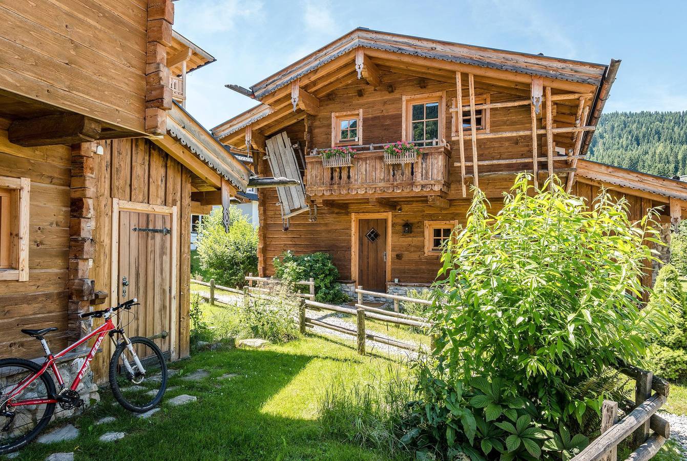 Geheel vakantieappartement, Vakantiehuis, douche, Wc, 3 slaapkamers in Flachau, Ski Amadé