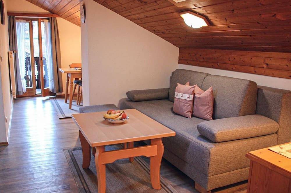 \"Silberdistel\"-Ferienwohnung/1 Schlafraum/Du.,Wc - Braun, Landhaus in Mittenwald, Bayerische Alpen