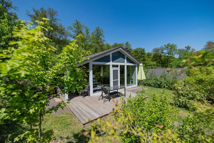 Ferienhaus für 5 Personen, mit Garten und Pool sowie Ausblick, kinderfreundlich im Thüringer Wald