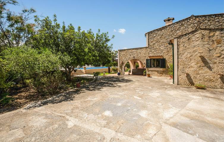 Casa rural para 6 personas, con terraza además de piscina y jardín en Selva (Mallorca) - 2