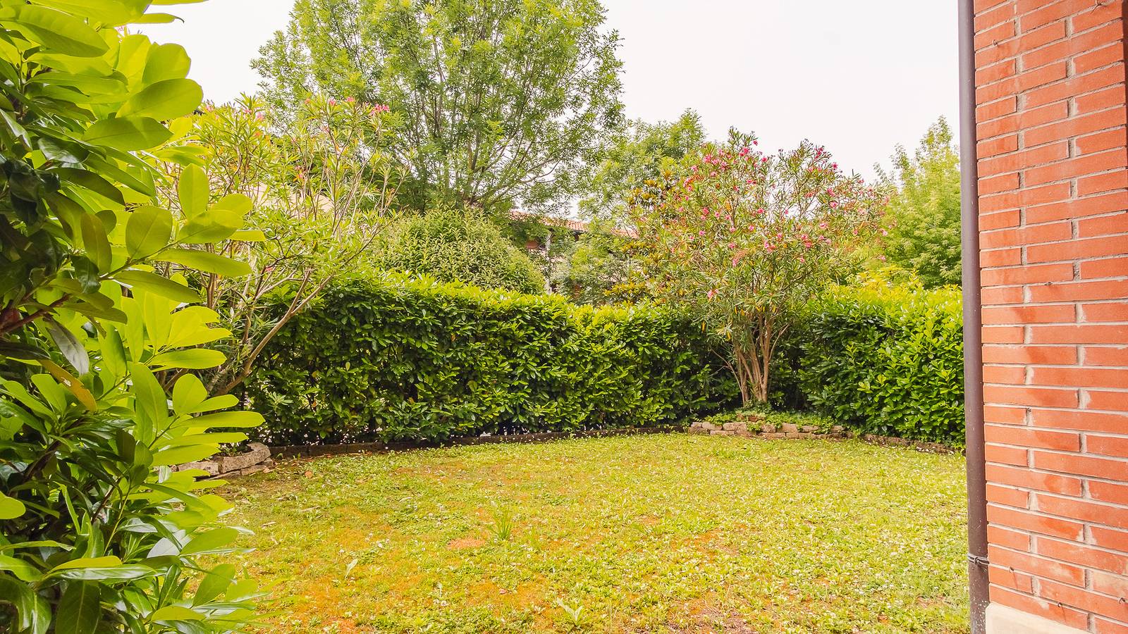 Geheel appartement, Vakantieappartement voor 4 personen met tuin in Santa Maria di Lugana, Sirmione