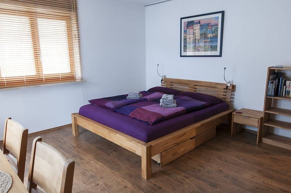 Ganze Wohnung, Ferienwohnung 65 m²,1 Wohnschlafzimmer, 1 Kinderschlafzimmer, Küche, Balkon in Unterwössen, Bayerische Alpen