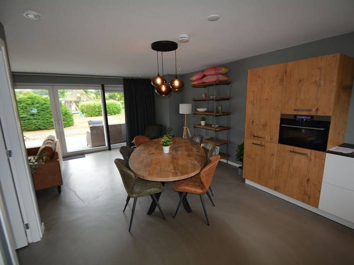 Ferienhaus für 6 Personen, mit Terrasse und Garten in Serooskerke - 4