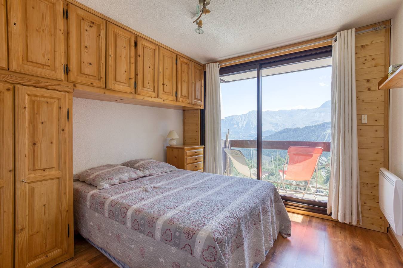 Ganze Wohnung, Ferienwohnung für 7 Personen mit Balkon in Le Corbier, Villarembert