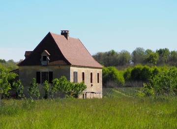 Gîte pour 4 personnes, avec jardin et terrasse à Cénac-et-Saint-Julien