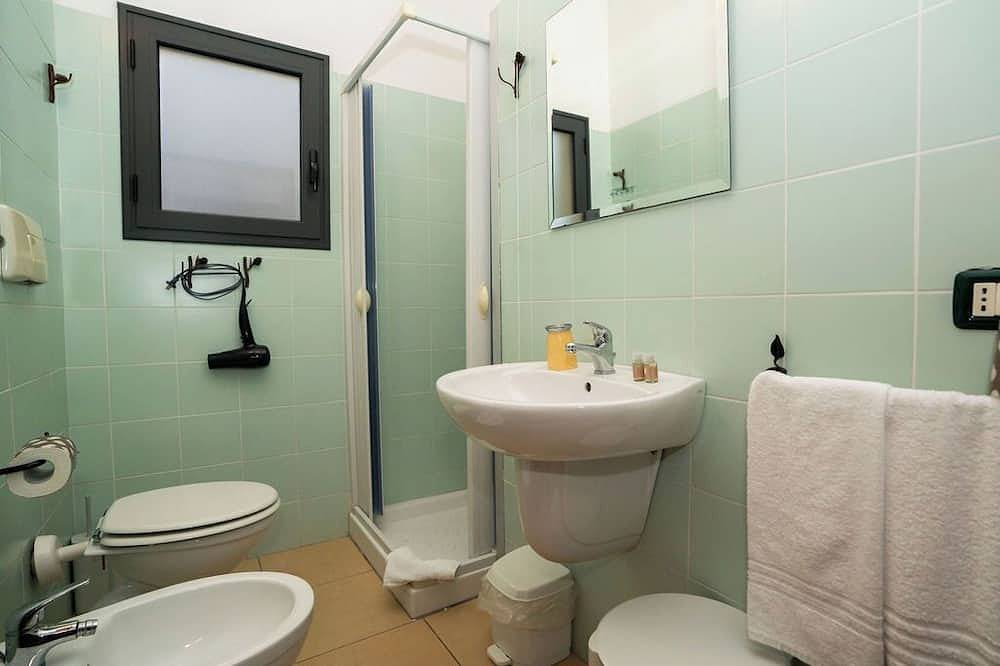 Ganze Wohnung, Two-room apartment - Prime location, 3km from the beautiful Torre di Barì beach. in Bari Sardo, Ogliastra Provinz