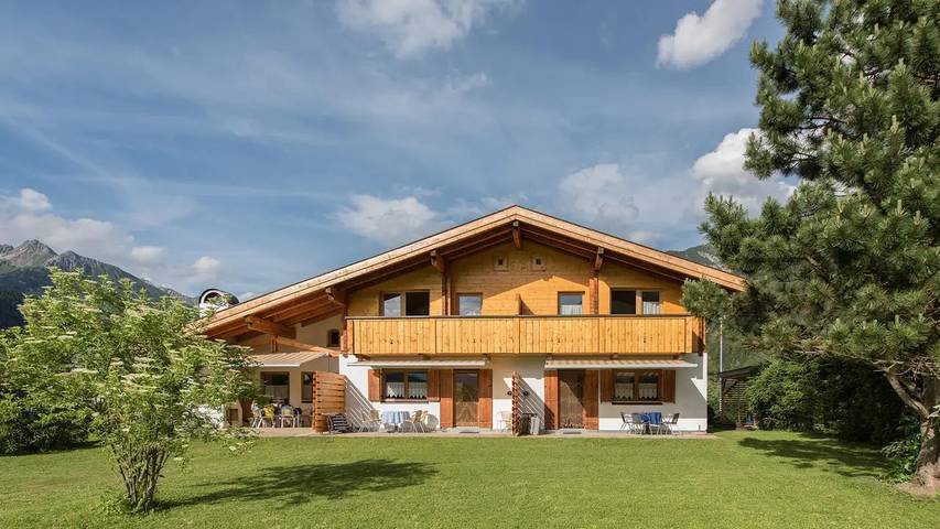 Ferienwohnung für 5 Personen, mit Garten in Bach - 2
