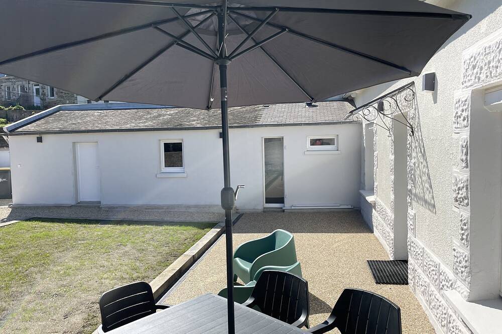 All inclusive bed linen, towels and wifi in Lézardrieux, Pink Granite Coast
