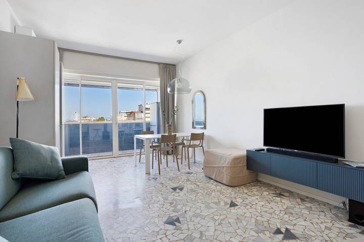 Holiday rental for 2 people, with balcony and garden in Viareggio