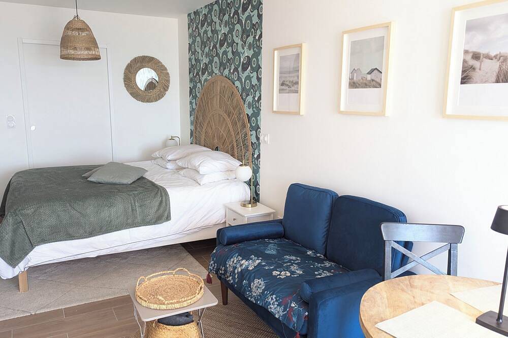 Entire apartment, Nouveaute : Front De Mer Neuf Bien Équipé Belle Vue Mer Pour Sejour Parfait in Agon-Coutainville, Coutances