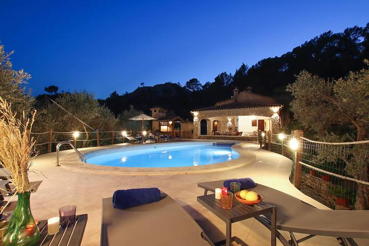 Luxus-Ferienhaus für 10 Personen, mit Terrasse in Pollença