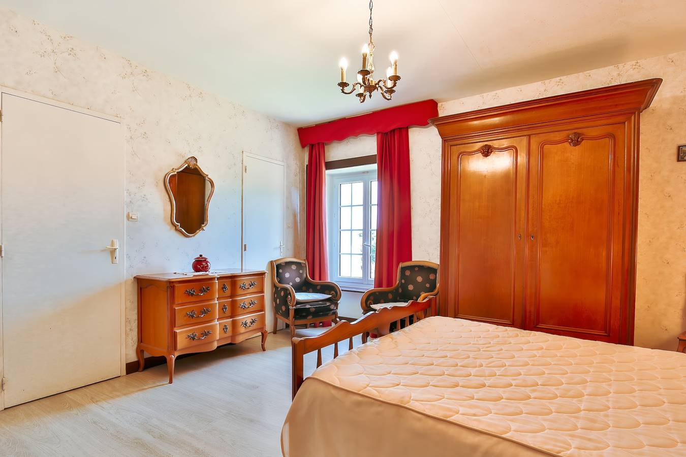 Chambre d’hôtes « Chambre Rose » avec terrasse et jardin partagés, Wi-Fi in La Hague, Côte de la Déroute