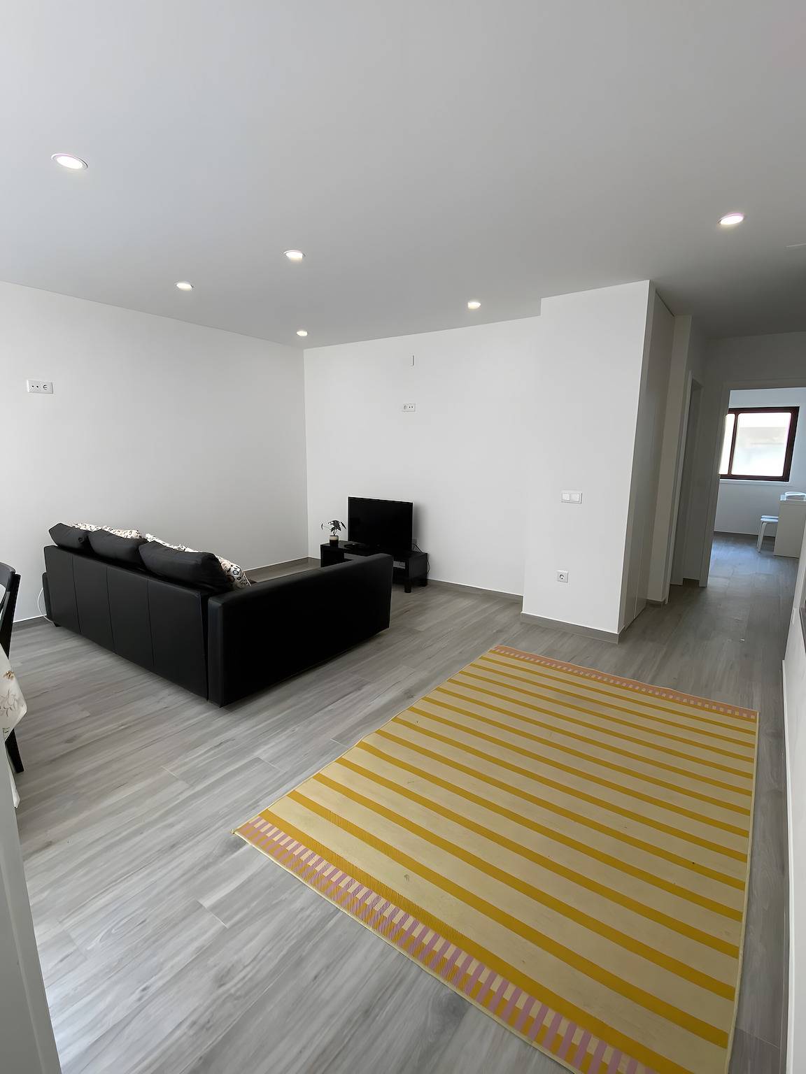 Hel lejlighed, Apartment 'Furadouro 2 with Sea View' with Sea View, Balcony and Wi-Fi in Furadouro, Ovar