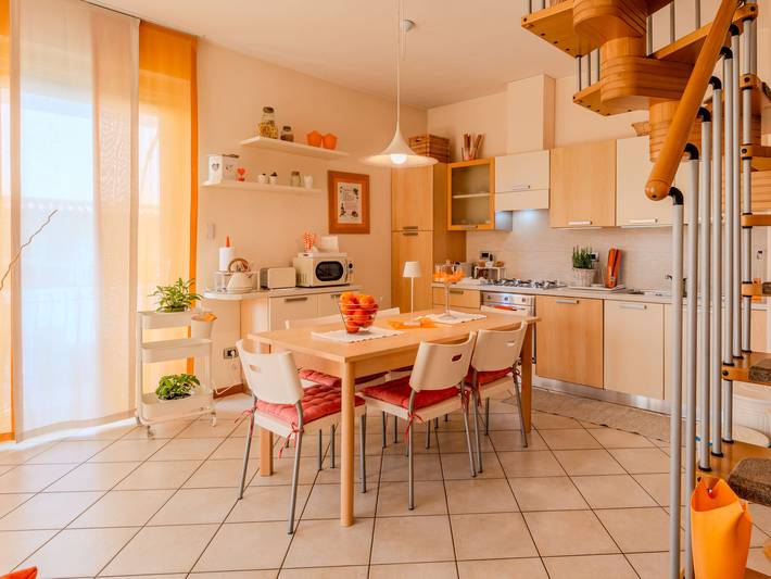 Ferienhaus für 6 Personen, mit Balkon und Garten sowie Seeblick und Ausblick in Colico - 3