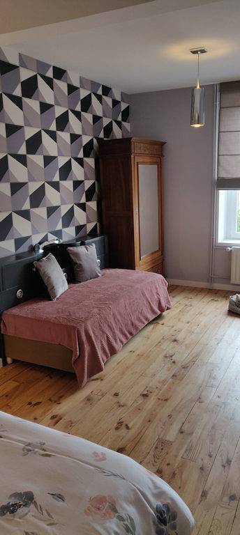 Chambre d’hôte pour 3 personnes, avec piscine et jardin dans le Puy-de-Dôme - 2