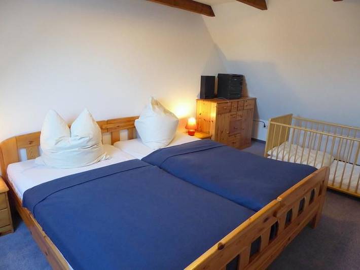 Ferienhaus für 7 Personen, mit Balkon/Terrasse und Terrasse in Varel - 4