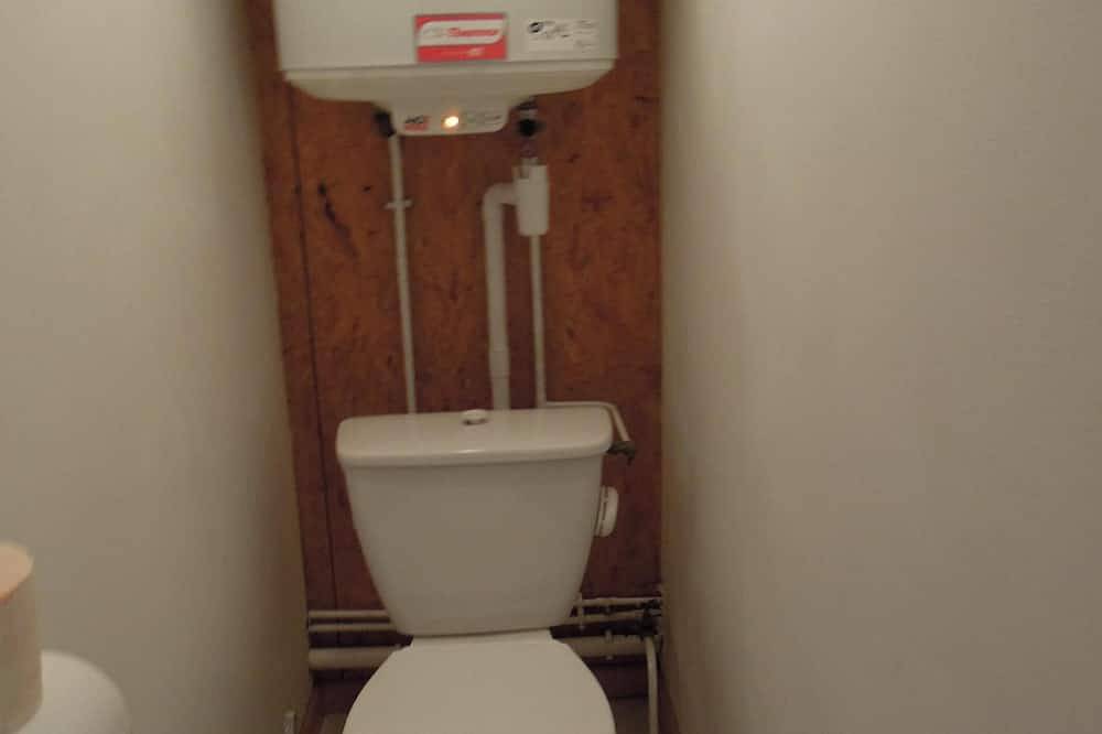 Location chalet clôturé avec barbecue et espace jeux pour enfants in Fraize, Parc naturel régional des Ballons des Vosges