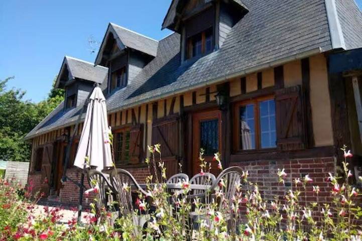 Gîte pour 5 personnes, avec terrasse et jardin