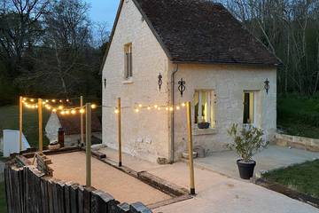 Gîte pour 4 personnes, avec jardin et terrasse à Noyers-sur-Cher