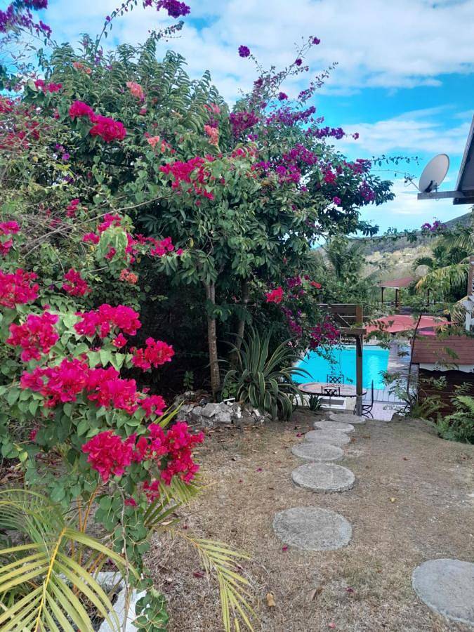 Maison de vacances pour 6 personnes, avec jardin ainsi que vue et piscine, animaux acceptés