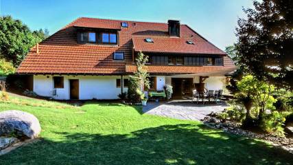 Ferienwohnung für 4 Personen, mit Pool und Terrasse sowie Garten in Herrischried