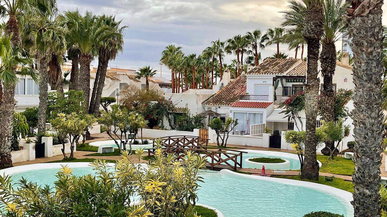 Bungalow para 2 personas con piscina in Playa Serena (Roquetas de Mar), Roquetas de Mar