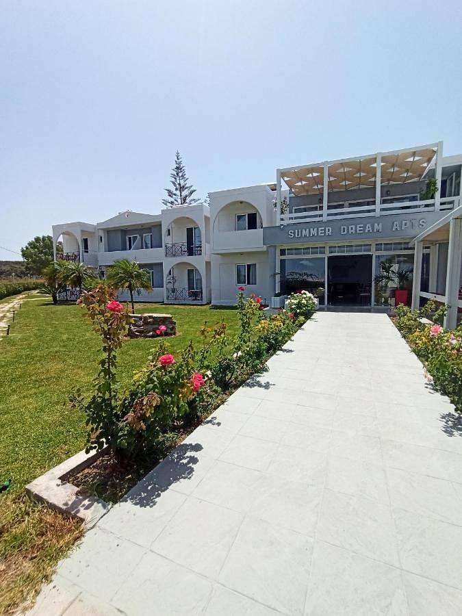 Appart’hôtel pour 2 personnes, avec Balcon et Terrasse ainsi que Jardin et Piscine