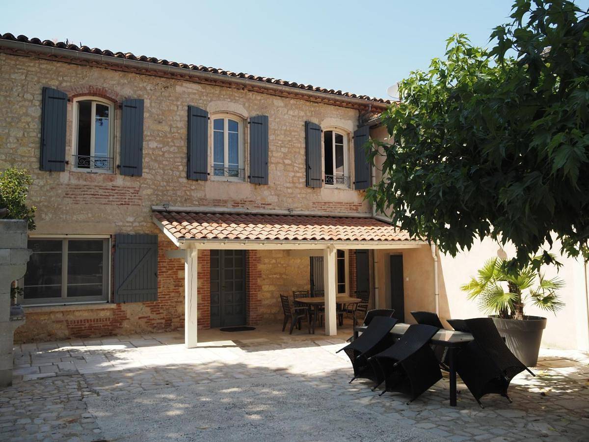 Le Mas de Doat, Gîte de Charme 4 étoiles dans le Triangle d Or proche Gaillac et Albi in Senouillac, Région d'Albi