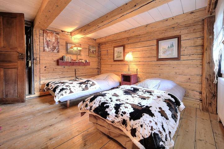 Authentic, warm, luxurious chalet, swimming pool, jacuzzi, sauna and fireplace in Les Contamines-Montjoie, Pays du Mont-Blanc