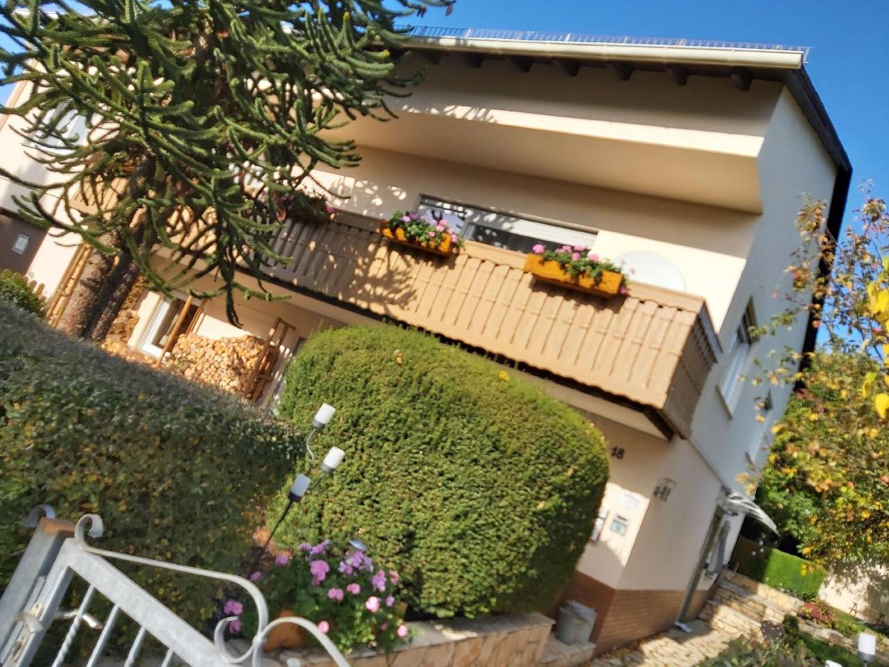 Ganze Ferienwohnung, Ferienwohnung Idylle mit überdachter Terrasse in Hünfelden, Taunus