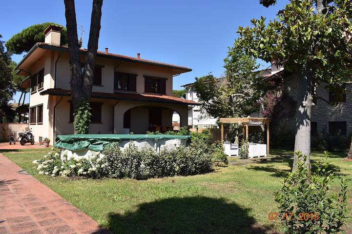 Ferienhaus für 12 Personen, mit Garten und Terrasse, mit Haustier