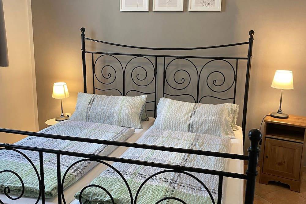 Geheel appartement, Ferienwohnung Koch - 12-15 minuten lopen naar Europa-Park, huisdieren zijn niet toegestaan in Europa-Park, Rust