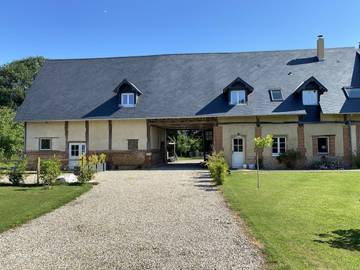 Gîte pour 6 personnes, avec terrasse et jardin dans Roumare