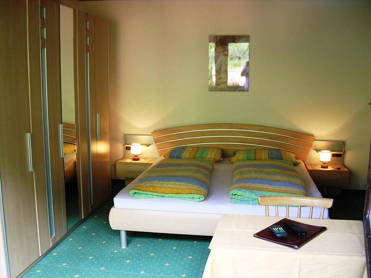 Single Room with Bathroom in Oberplars, Algund