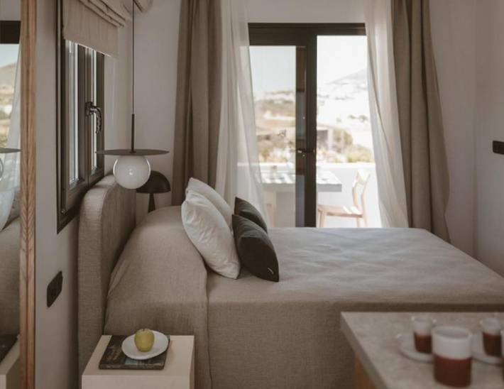 Location de vacances pour 2 personnes, avec Vue sur l’océan ainsi que Balcon et Terrasse dans Agia Anna