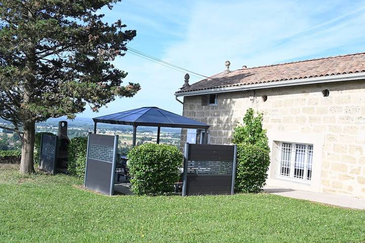 Location de vacances pour 8 personnes, avec Terrasse et Jardin à Beaupuy