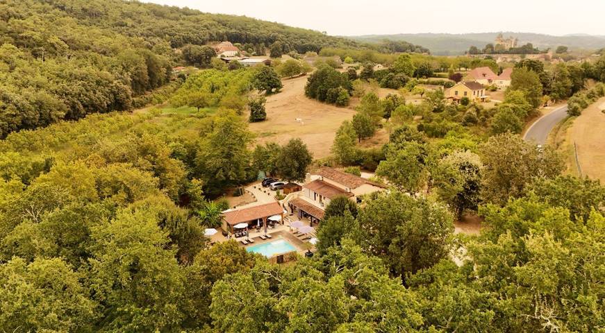 Location de vacances pour 2 personnes, avec piscine et jardin à Vitrac - 3