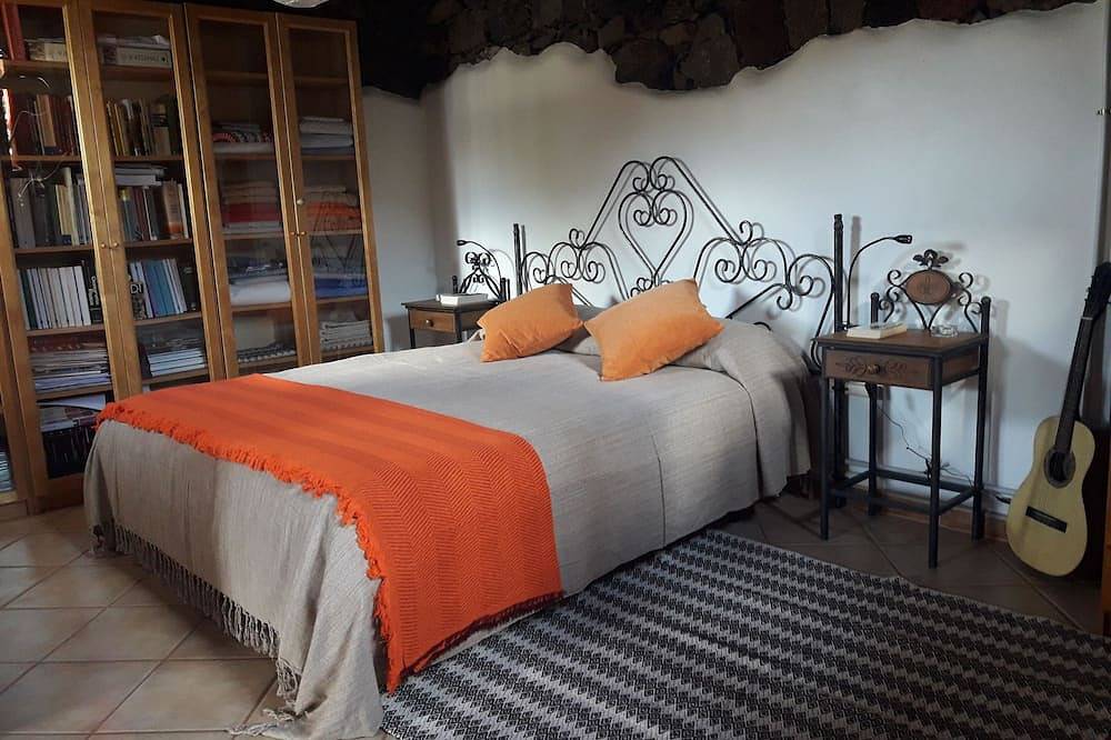 Casa \"El Vallito\"  tranquilidad en la Isla del meridiano in Erese, Valverde