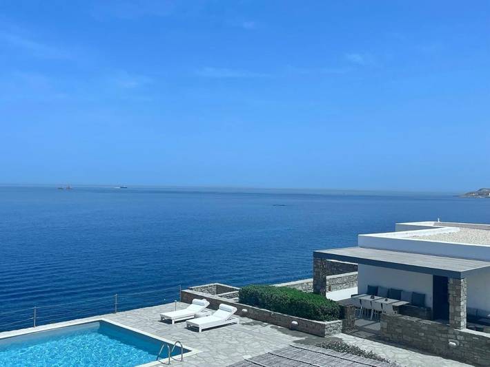 Villa pour 3 personnes, avec vue ainsi que piscine et jardin, animaux acceptés dans Paros