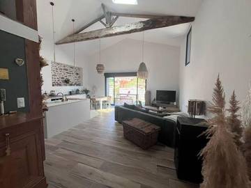 Gîte pour 6 personnes, avec terrasse à Gétigné