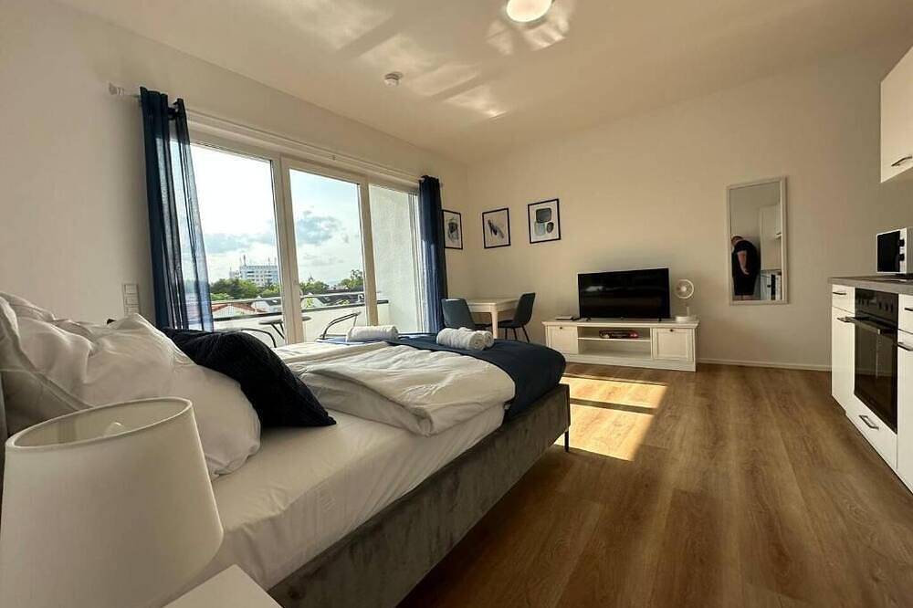 Entire apartment, Suite4Me - Balcony I Kitchen I Washing machine I Mainz-Kostheim in Mainz-Kostheim, Wiesbaden