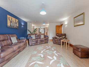 Holiday Rental for 7 People in Dorset, South West England, Photo 1