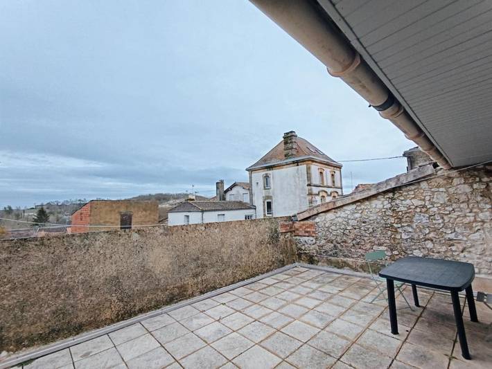 Gîte pour 3 personnes, avec Balcon ainsi que Terrasse et Vue à Sigoulès - 4