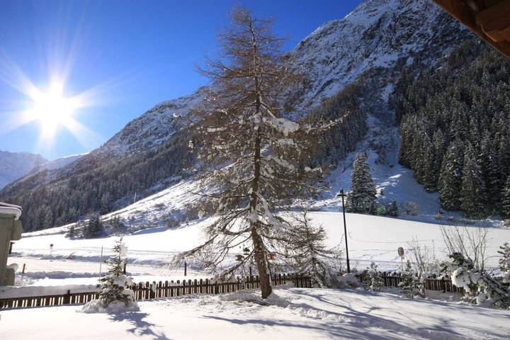 Ferienwohnung für 4 Personen, mit Balkon und Terrasse sowie Garten und Ausblick im Pitztal - 4