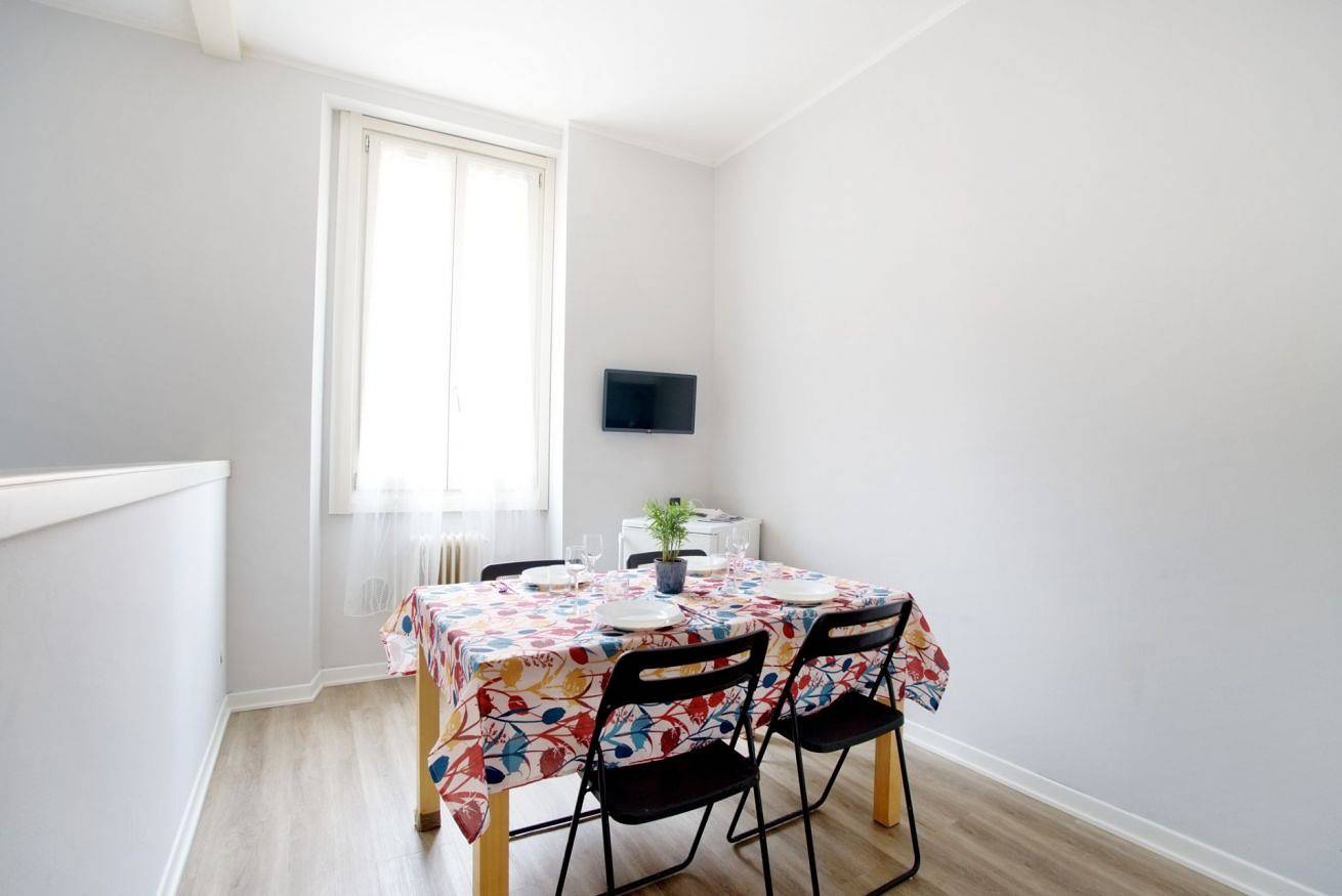 Appartement entier, Guesthost - Comfy Studio-Flat near Verona Center in Centro Storico, Vérone