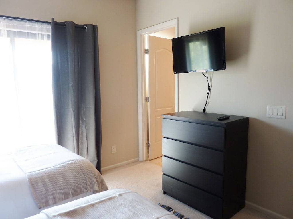 Luxuriöses, gehobenes Stadthaus in Sedona. Super sauber, Gourmet-Küche, bequeme Betten! in Oak Creek, Oak Creek Canyon