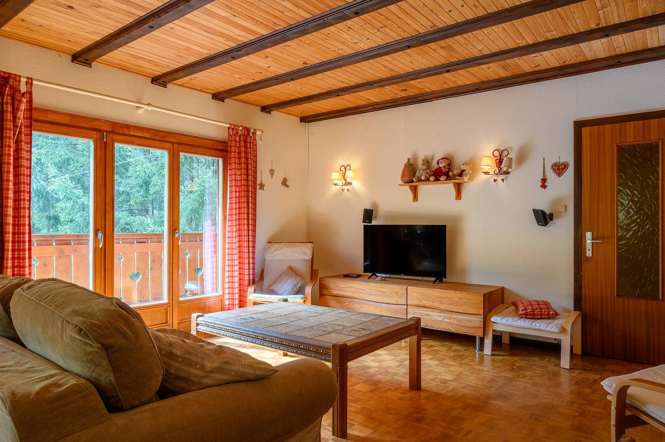 Chalet tranquilo en la montaña 'Les Airelles' con terraza privada y Wi-Fi in Mittlach, Parque natural regional de los Ballons des Vosges